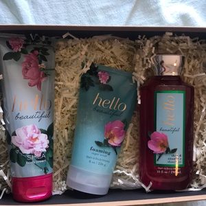 Bath & Body Works Hello Beautiful Set